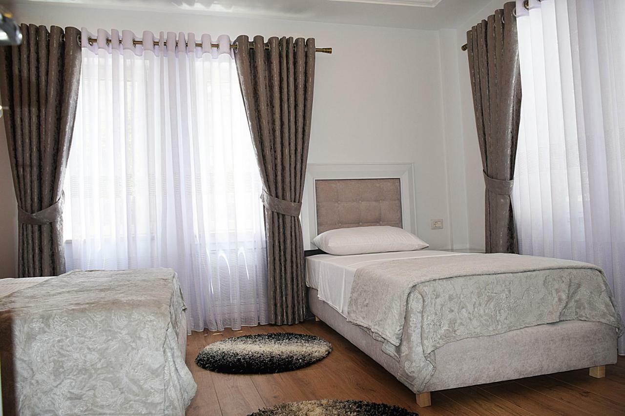 Eagles Philadelphia Bed & Breakfast Korce Eksteriør bilde